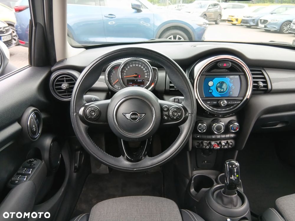 MINI Cooper Standard - 7