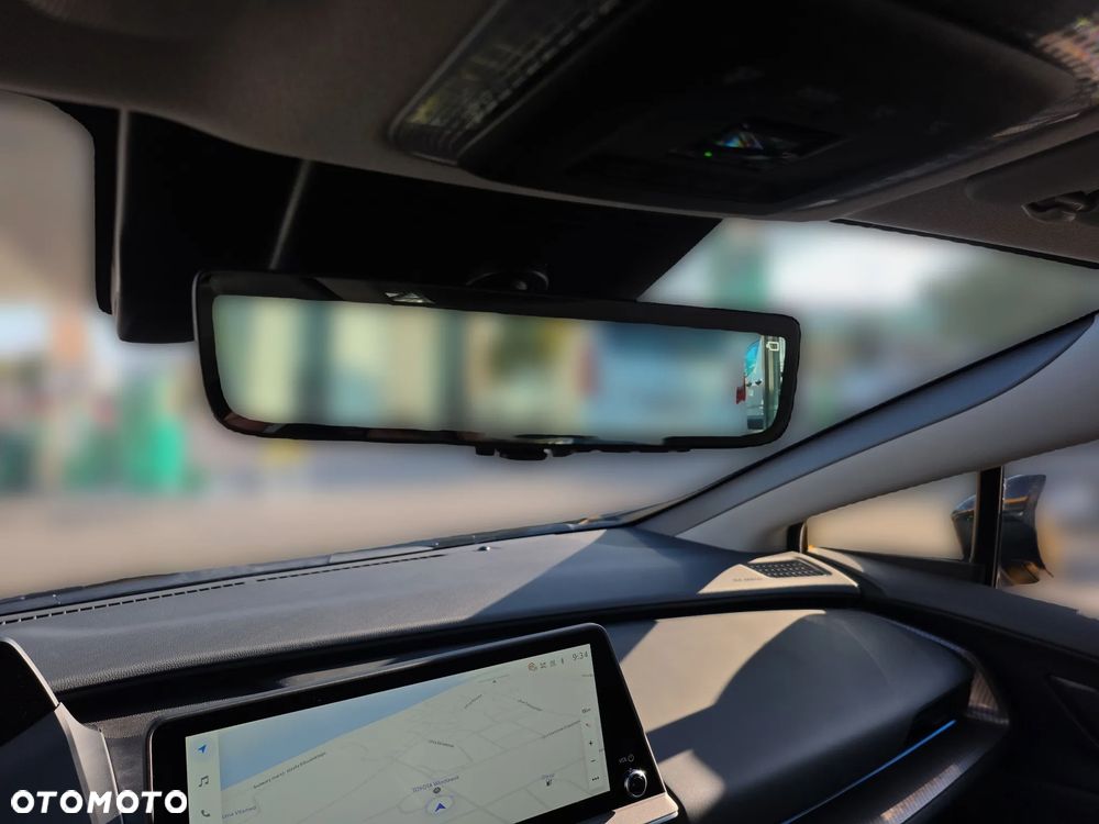 Toyota Prius - 32