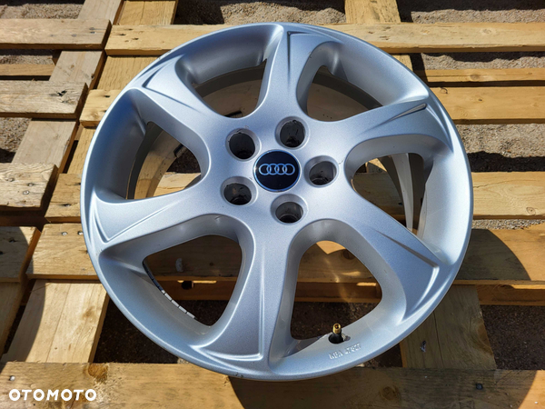 [892] Felgi aluminiowe 17 Cali 5x112 ET35 Audi A3 A4 A6