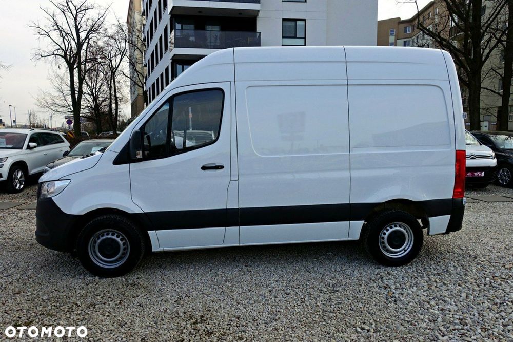 Mercedes-Benz Sprinter - 7