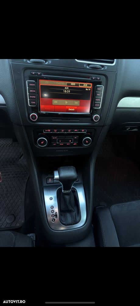 Volkswagen Golf 2.0 TDI DPF DSG Comfortline - 5