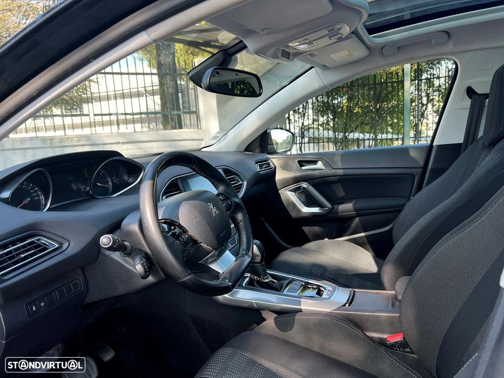 Peugeot 308 SW BlueHDi 120 EAT6 Stop & Start Allure - 13