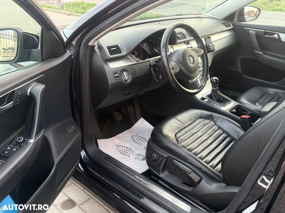 Volkswagen Passat 2.0 TDI BlueMotion Technology Business Edition - 6