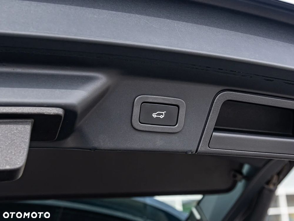 Land Rover Range Rover Velar 2.0 D200 mHEV S - 8