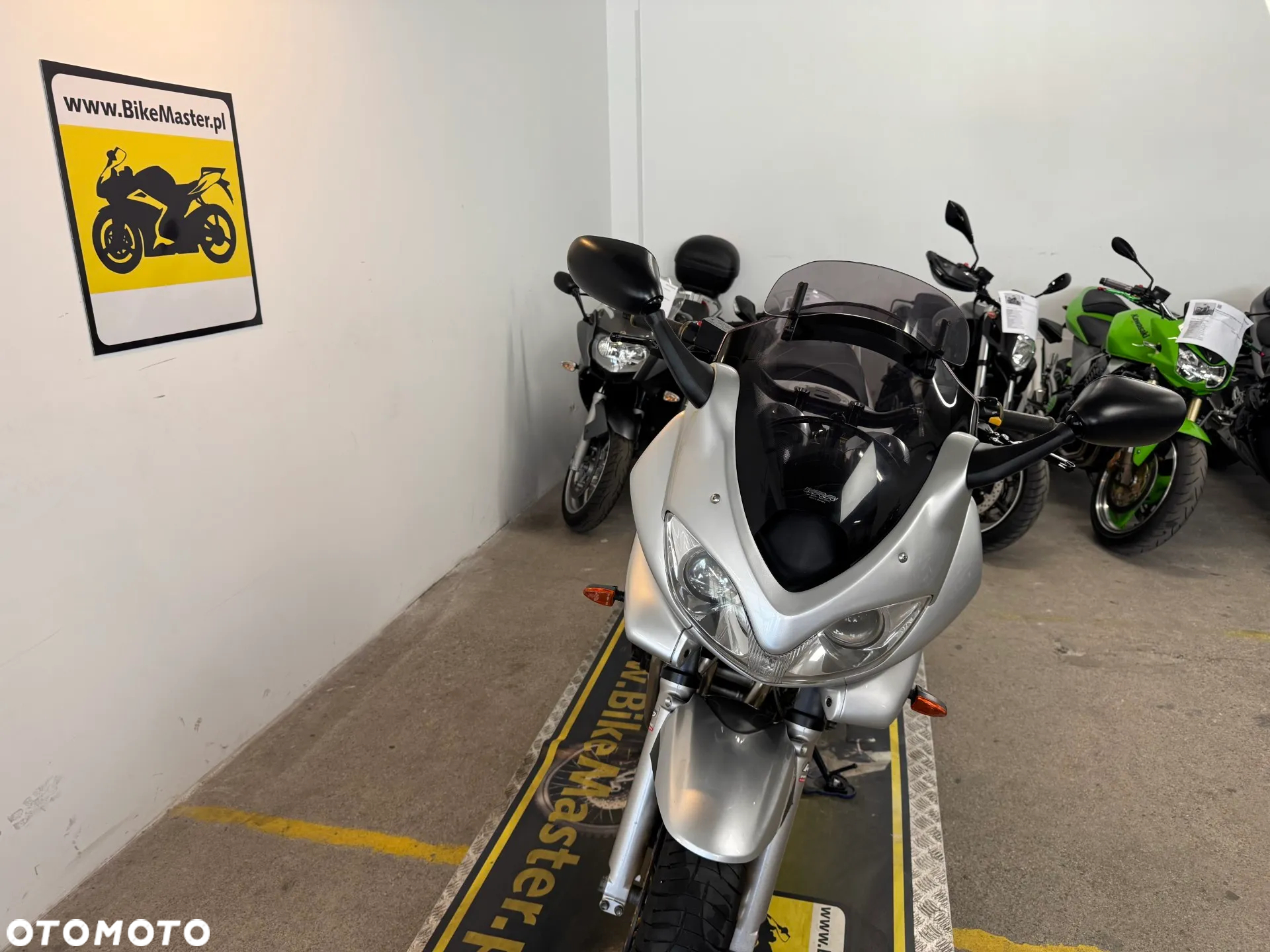 Suzuki Bandit - 33