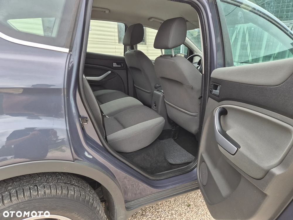 Ford Kuga 2.0 TDCi 4x4 Titanium - 15