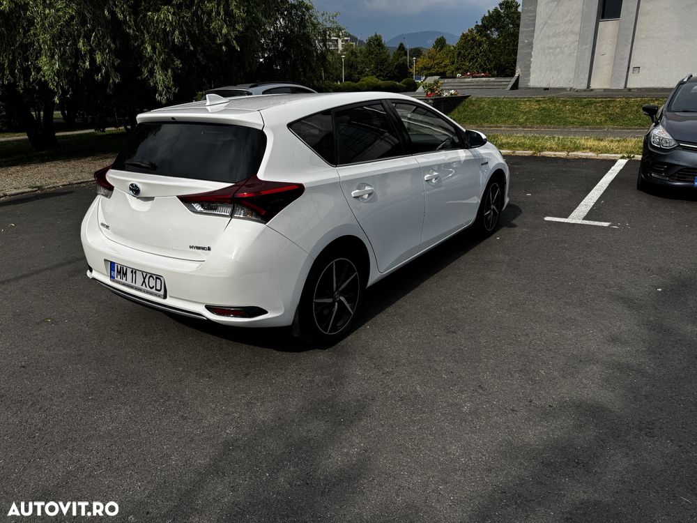 Toyota Auris - 4