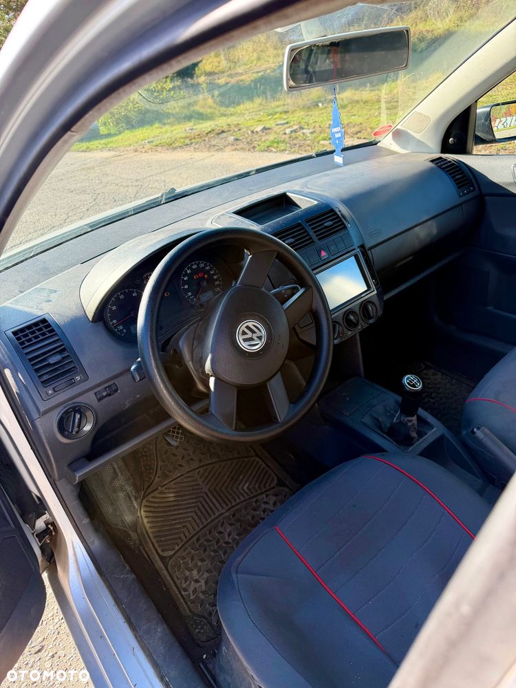 Volkswagen Polo - 5