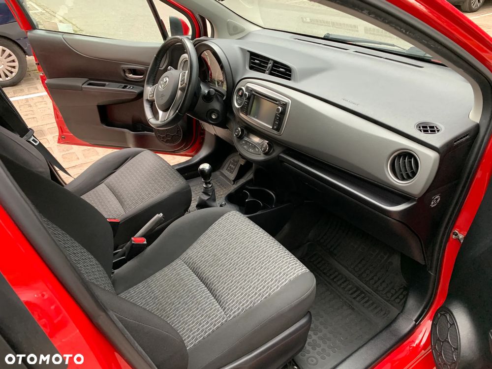 Toyota Yaris 1.33 Premium - 17