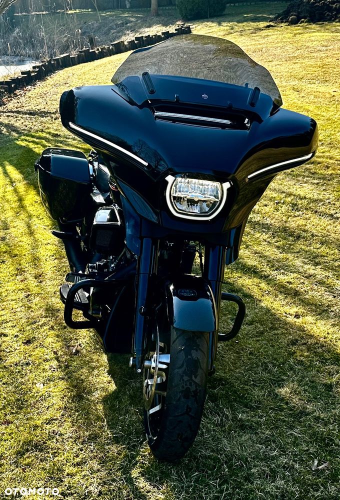 Harley-Davidson Touring Street Glide - 3