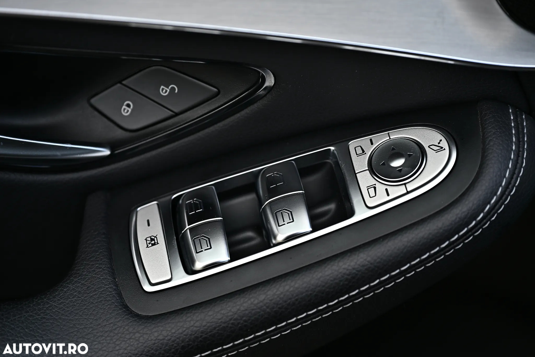 Mercedes-Benz GLC 220 d 4Matic 9G-TRONIC Edition AMG Line - 36