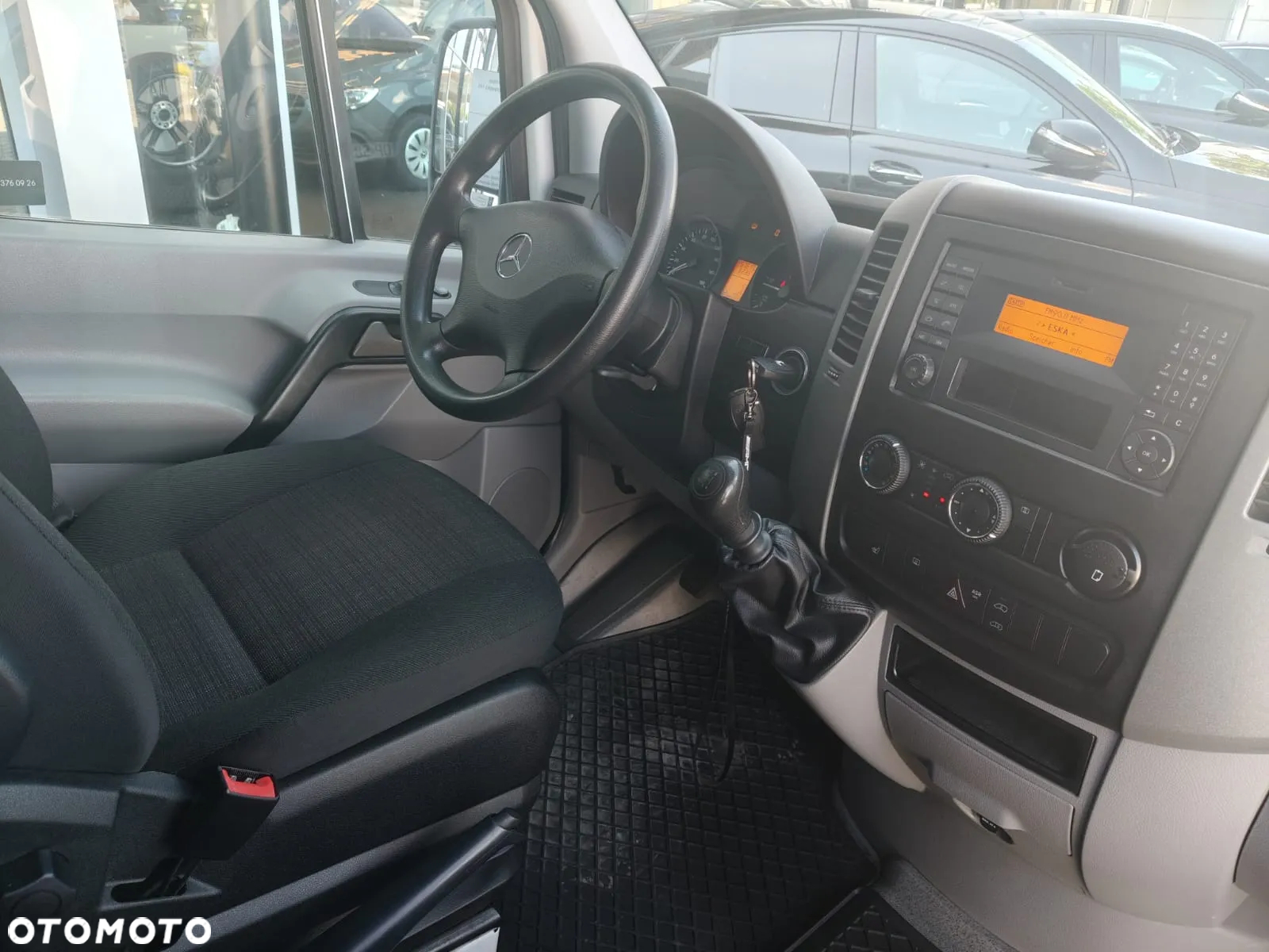 Mercedes-Benz Sprinter L2H2 - 15