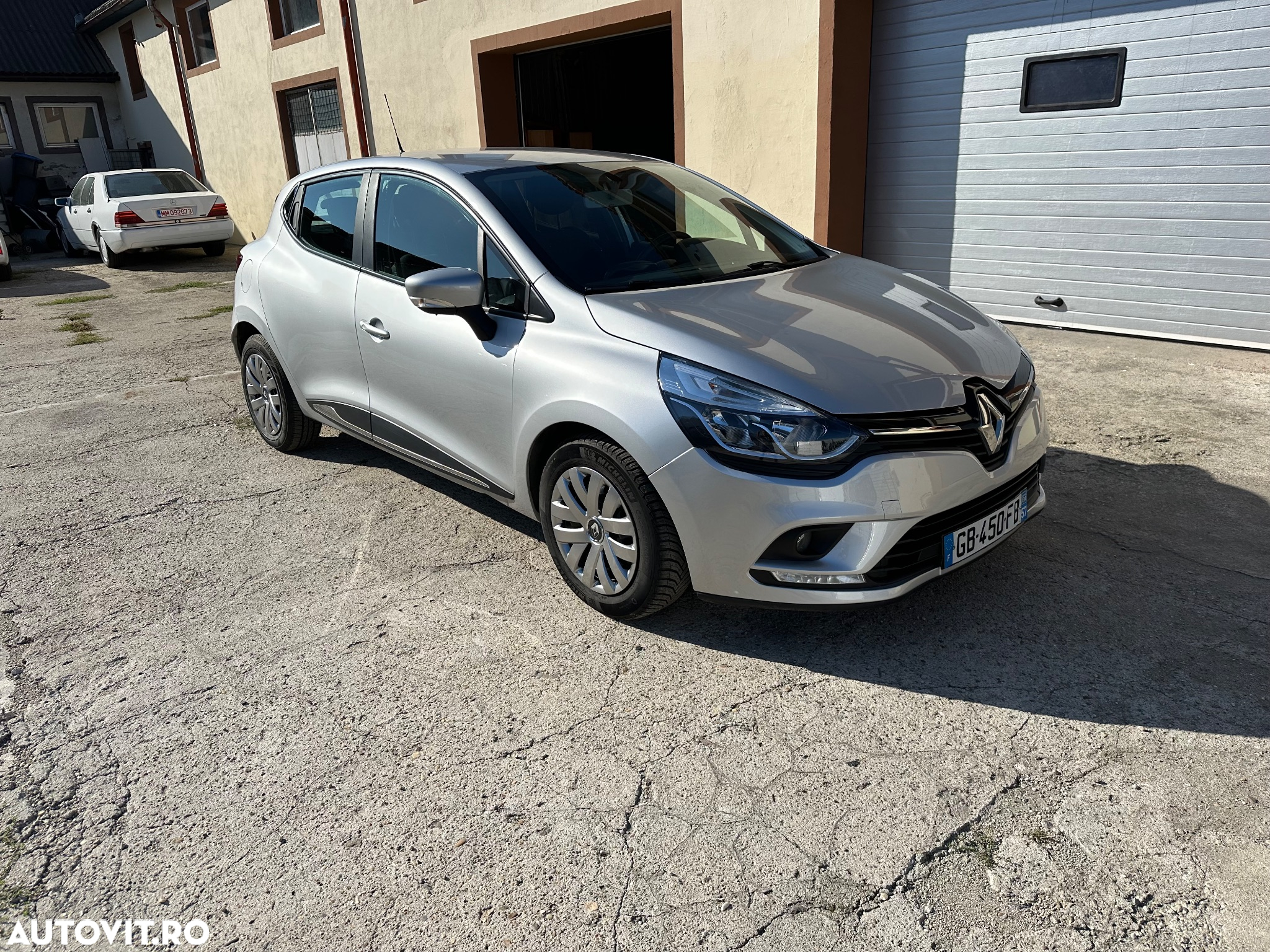 Renault Clio (Energy) dCi 90 Start & Stop LIMITED - 5