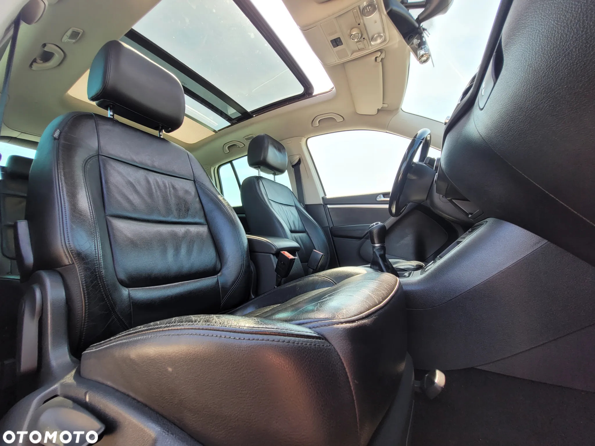 Volkswagen Tiguan 2.0 TDI DPF BlueMotion Technology Exclusive - 33