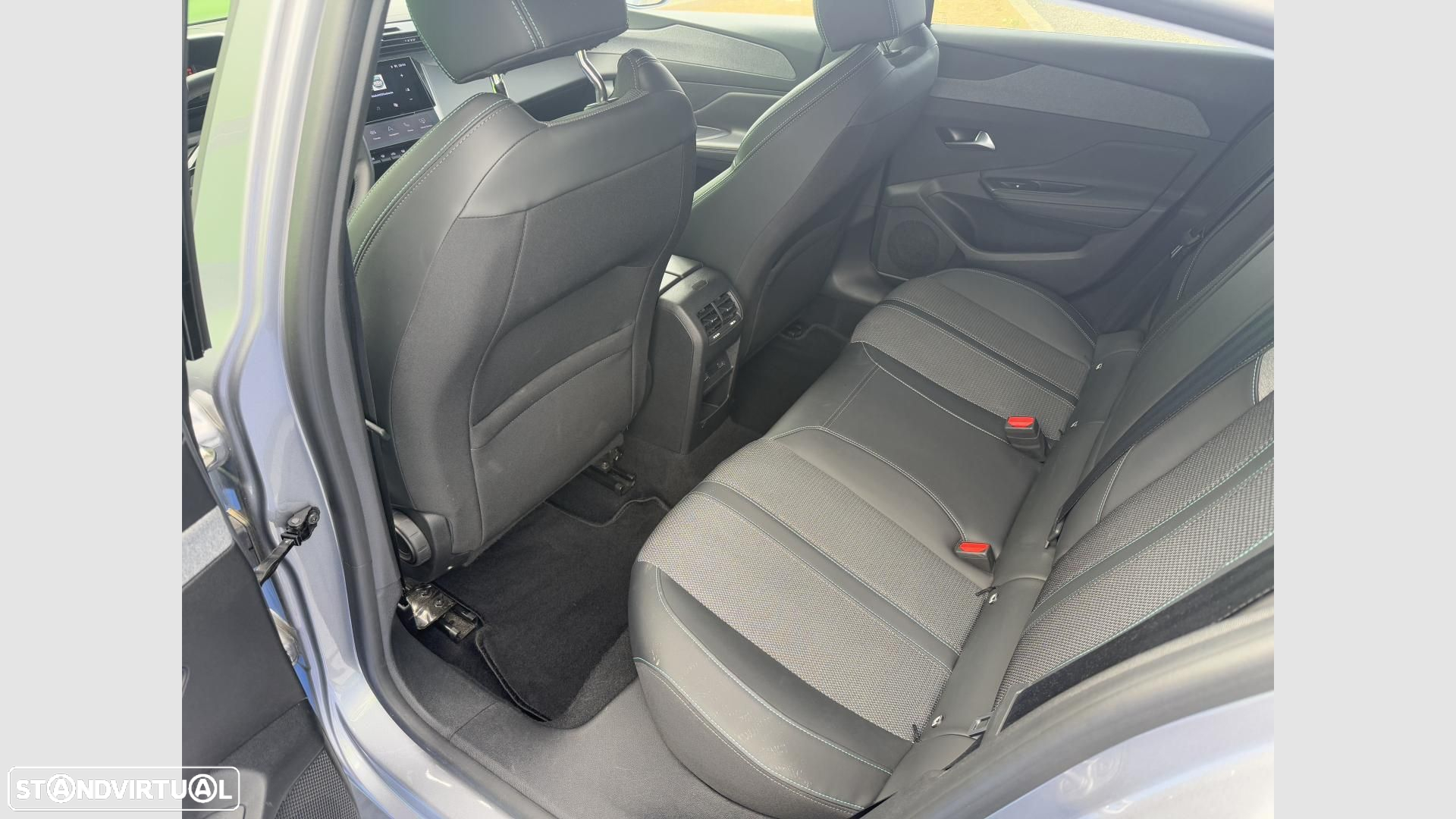 Peugeot 308 1.2 PureTech Allure - 11