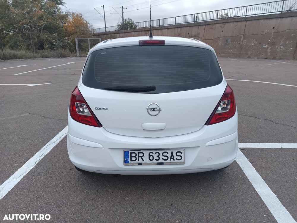 Opel Corsa 1.2 Essentia - 6