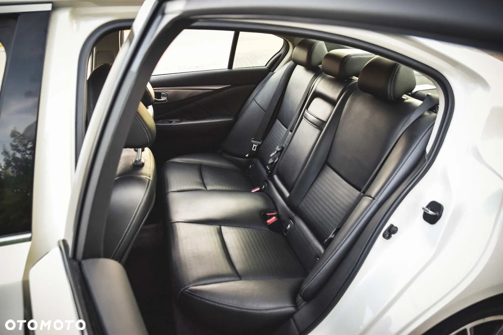 Infiniti Q50 2.0t Premium Executive EU6 - 26