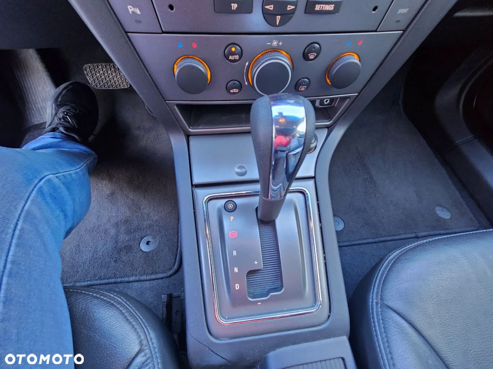 Opel Vectra 1.9 CDTI DPF Automatik Cosmo Plus - 27