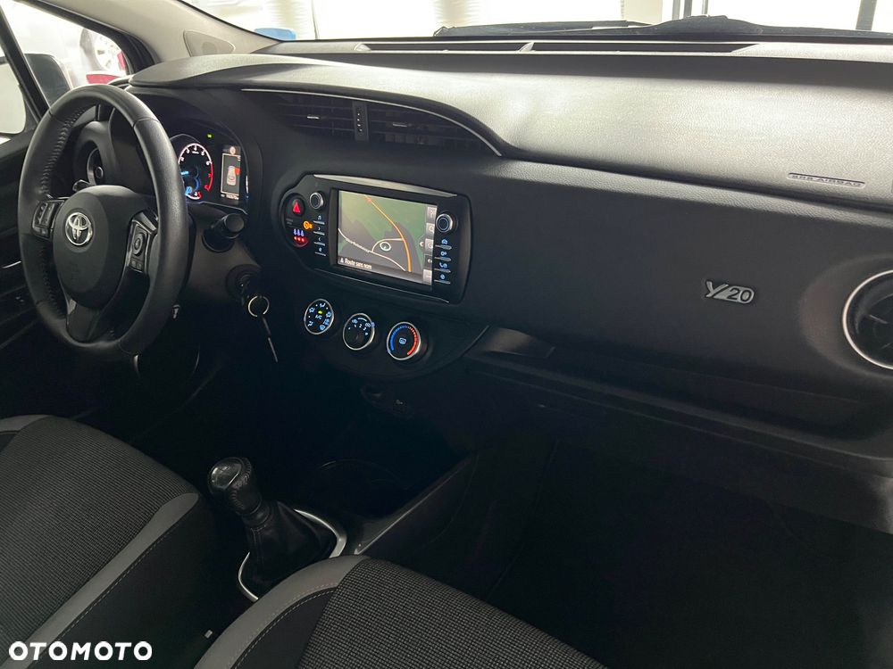 Toyota Yaris 1.5 20th Anniversary - 35