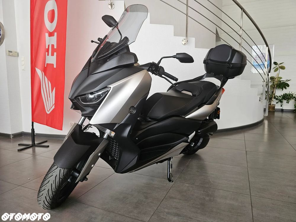 Yamaha X-max - 3
