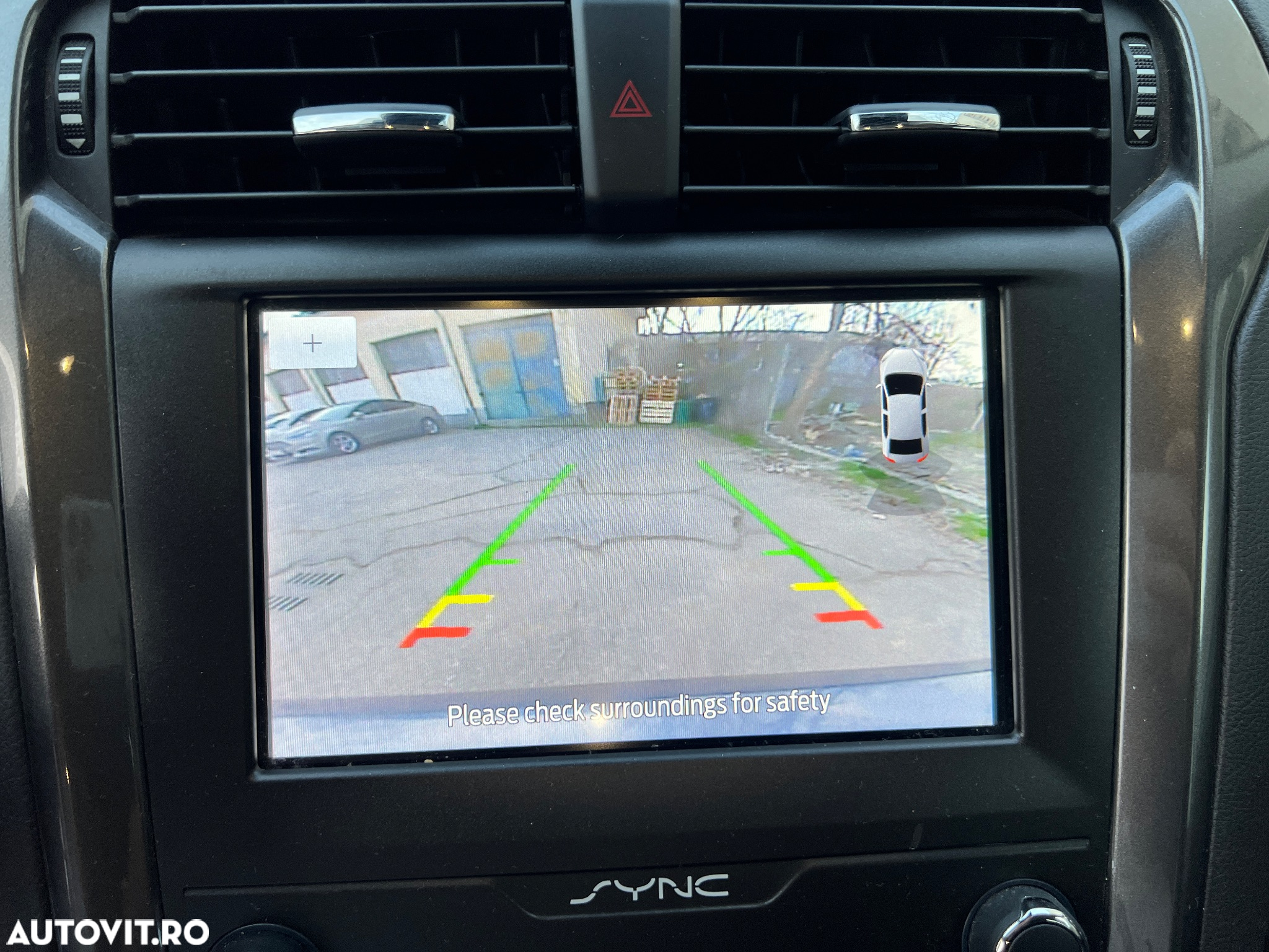 Ford Mondeo 2.0 TDCi Powershift Business - 24
