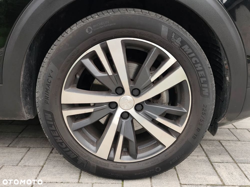 Peugeot 3008 PureTech 130 Stop & Start GPF Allure - 31