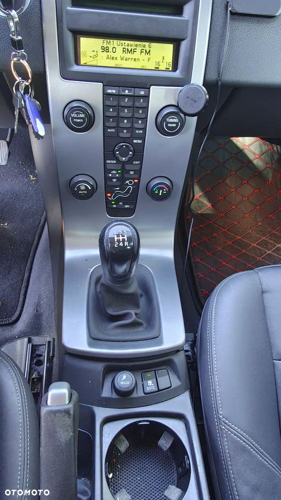 Volvo V50 1.6D Momentum - 17
