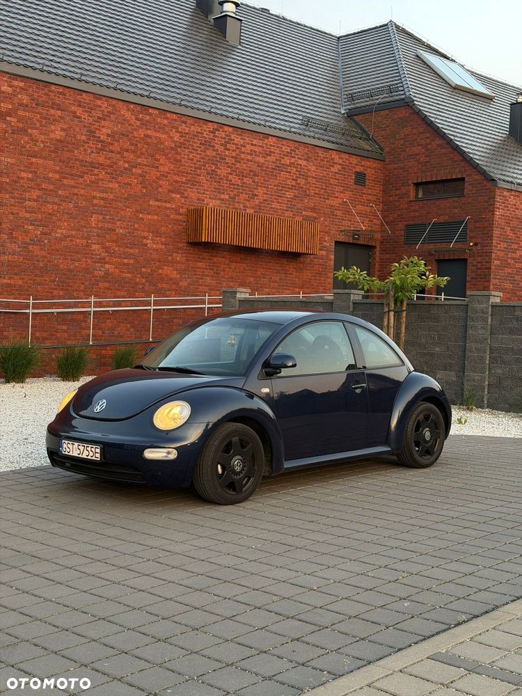 Volkswagen New Beetle - 1