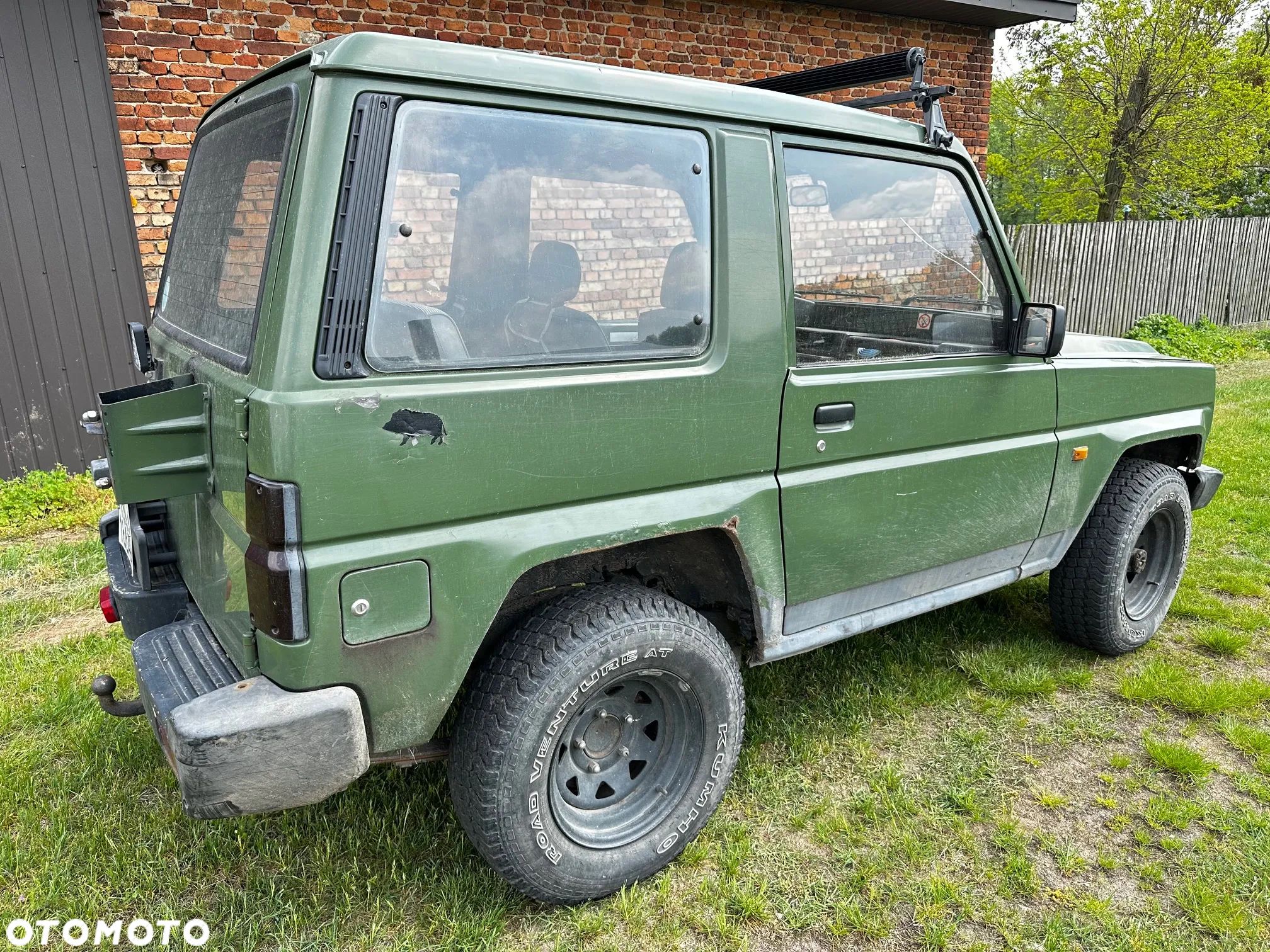Daihatsu Rocky - 1