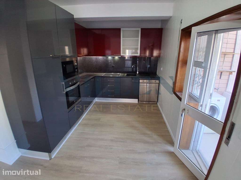 Apartamento T2 Renovado em Baguim do Monte Conforto, modernidade e ... - Grande imagem: 2/23