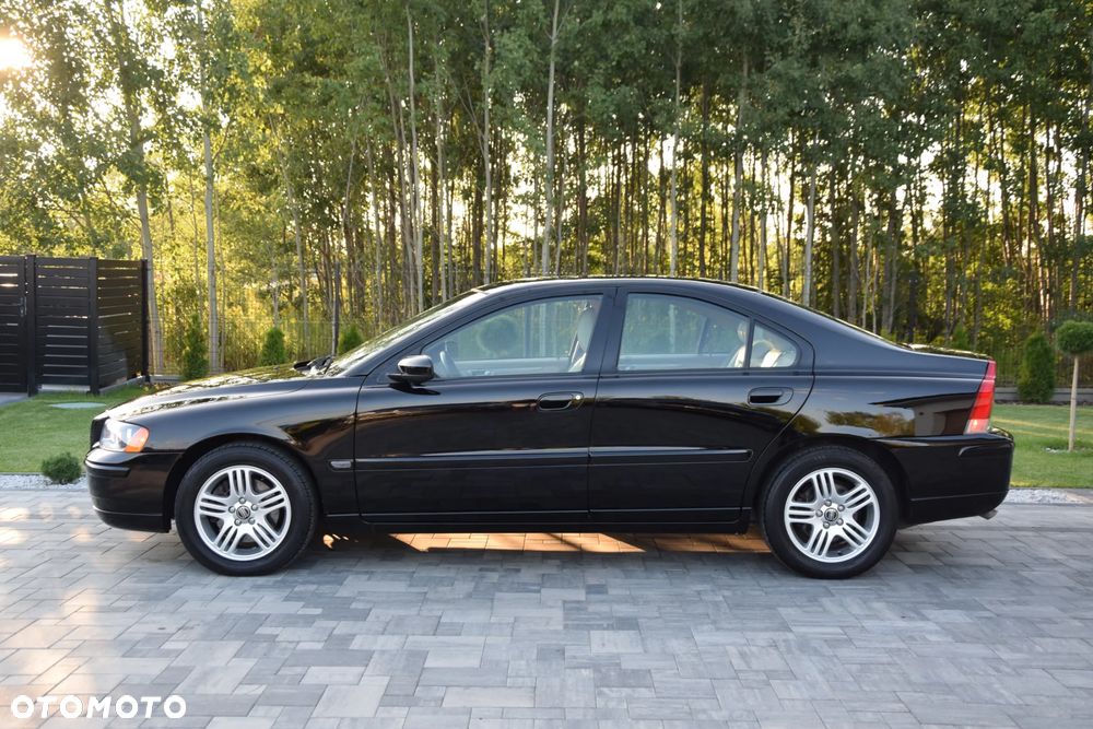 Volvo S60 2.4 Momentum - 5
