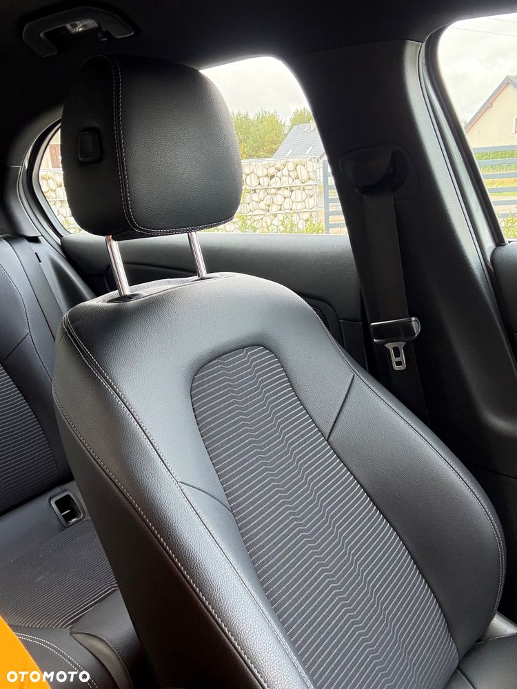 Mercedes-Benz Klasa A 220 4-Matic 7G-DCT - 29