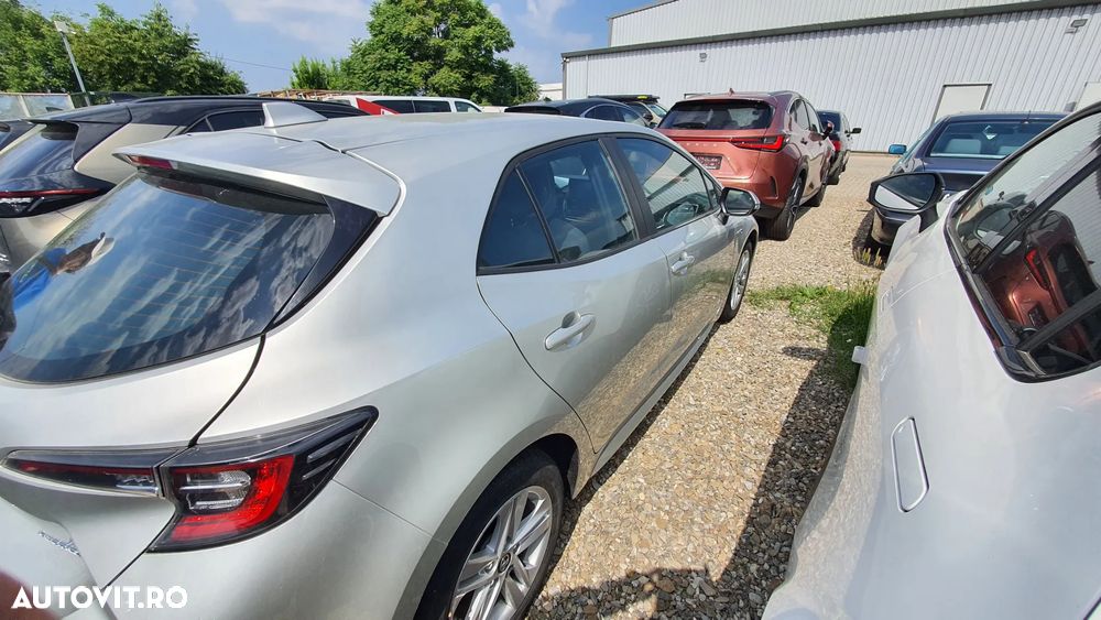 Toyota Corolla 1.8 HSD Business - 7
