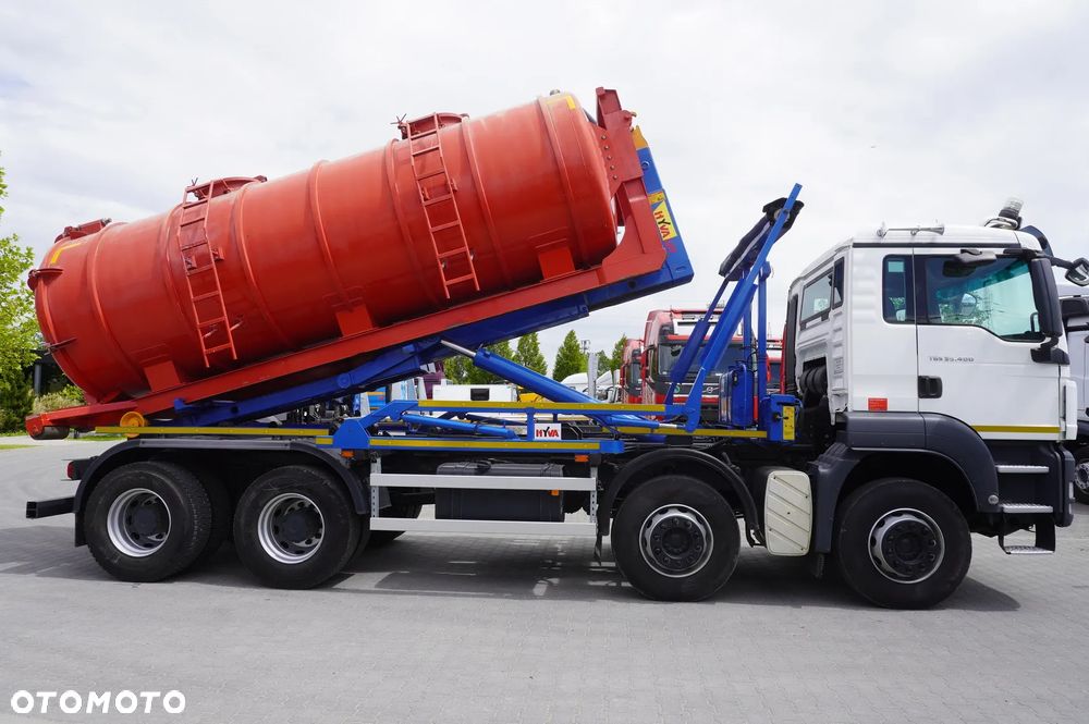 MAN TGS 35.400 8×4 E5 / Hakowiec HYVA LIFT 32.56 SE / Beczka Asenizacyjna 13000 l - 10