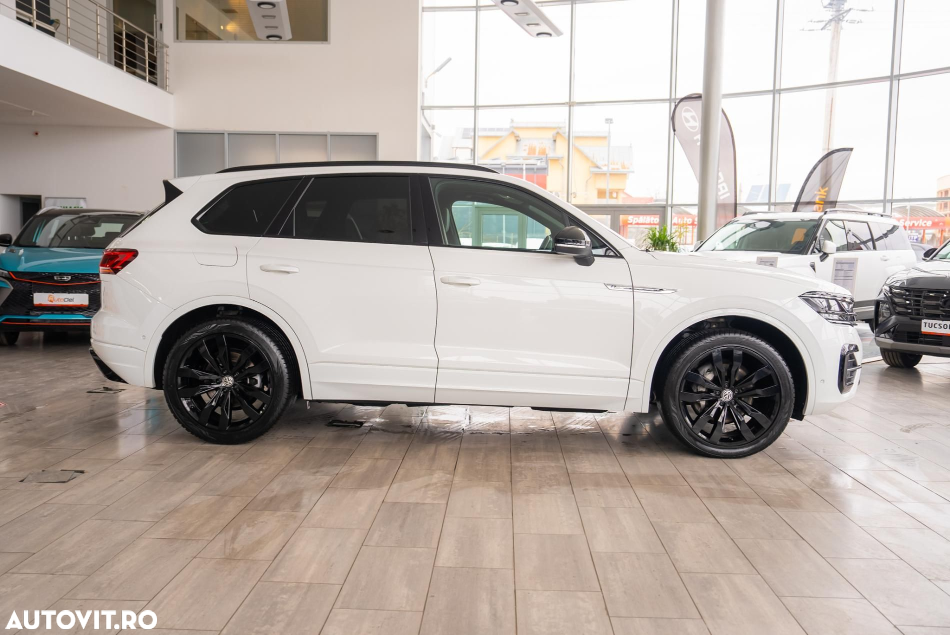 Volkswagen Touareg 3.0 V6 TDI 4Motion DPF Automatik R-Line - 11