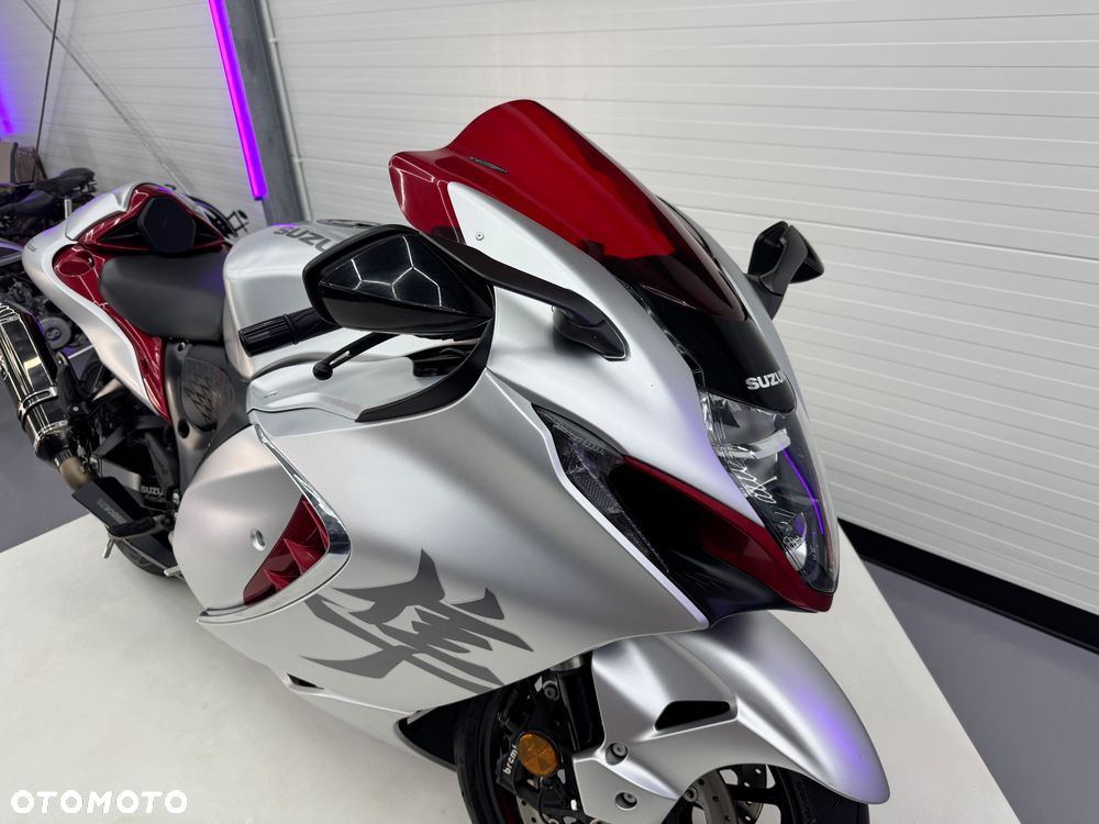 Suzuki GSX - 11