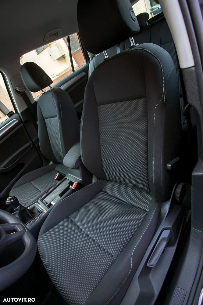 Volkswagen Golf 1.0 TSI Trendline - 8