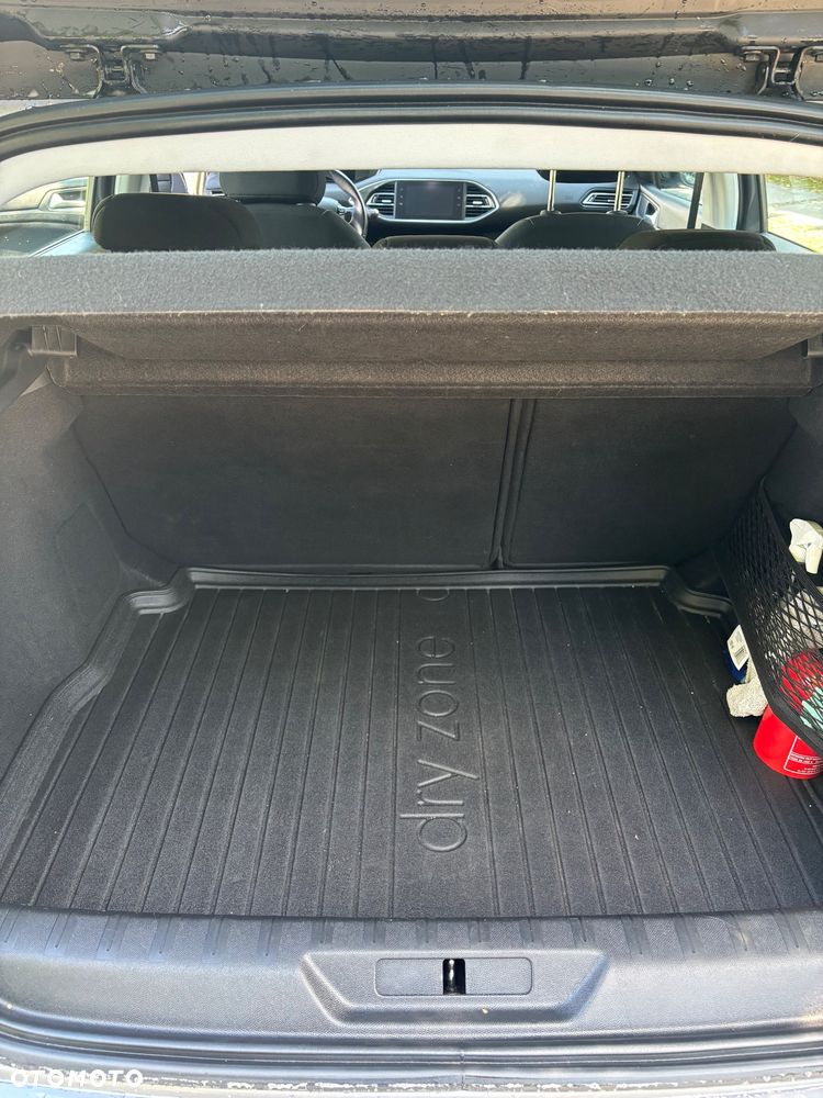 Peugeot 308 1.2 PureTech Allure Pack S&S - 12