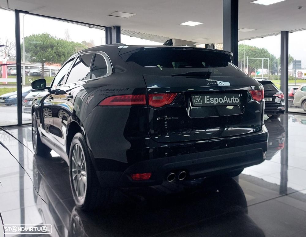 Jaguar F-Pace 2.0 i4D Prestige AWD - 4