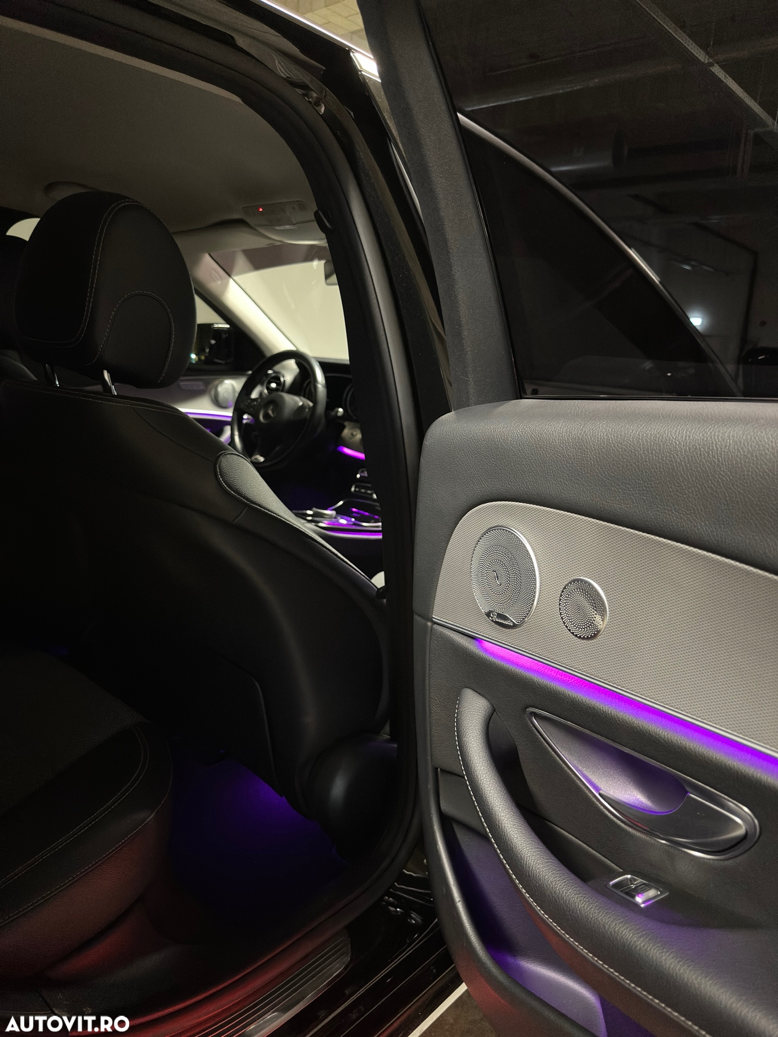 Mercedes-Benz E 220 d T 9G-TRONIC - 12