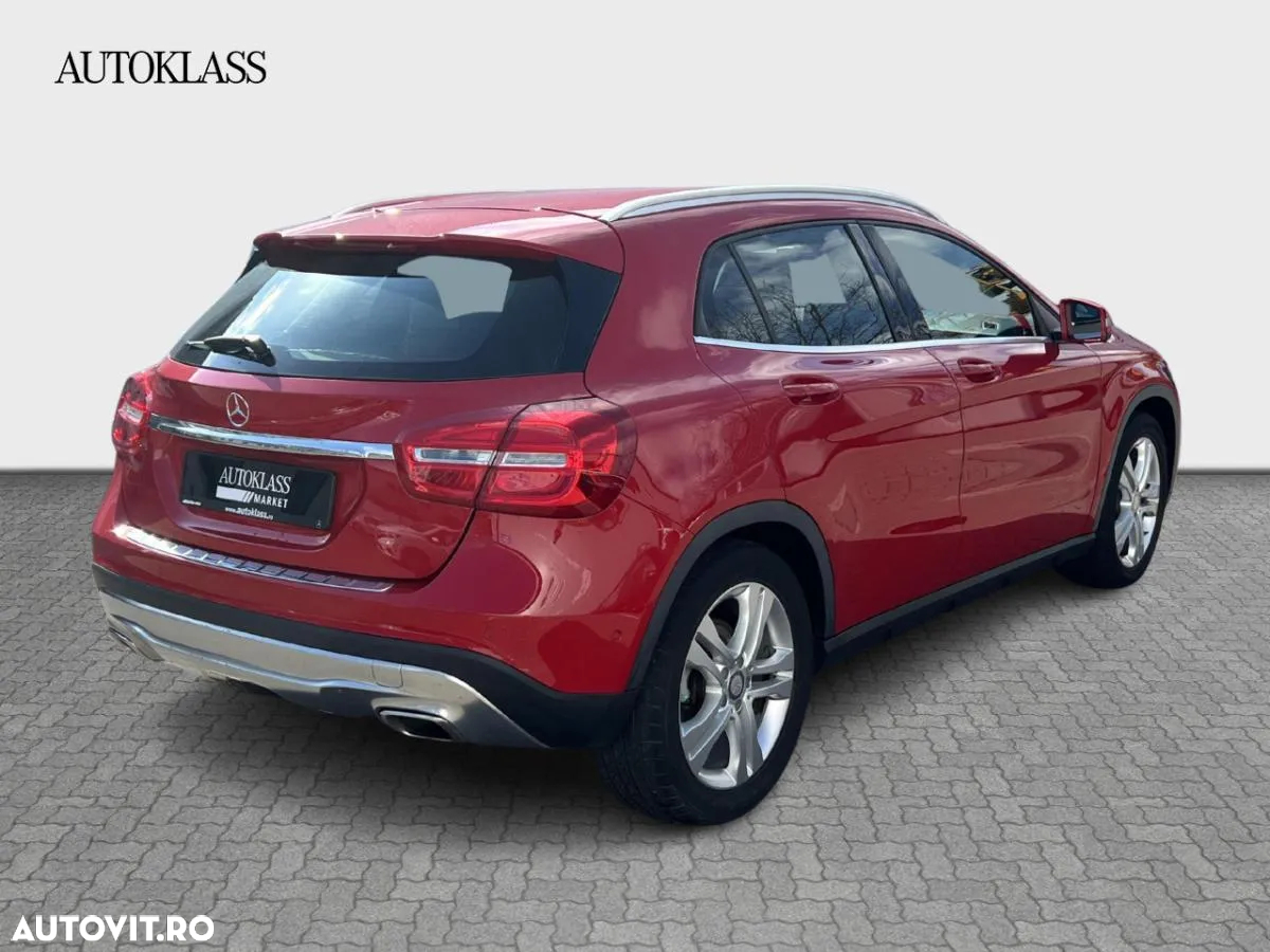 Mercedes-Benz GLA 200 d 4MATIC Aut. - 5