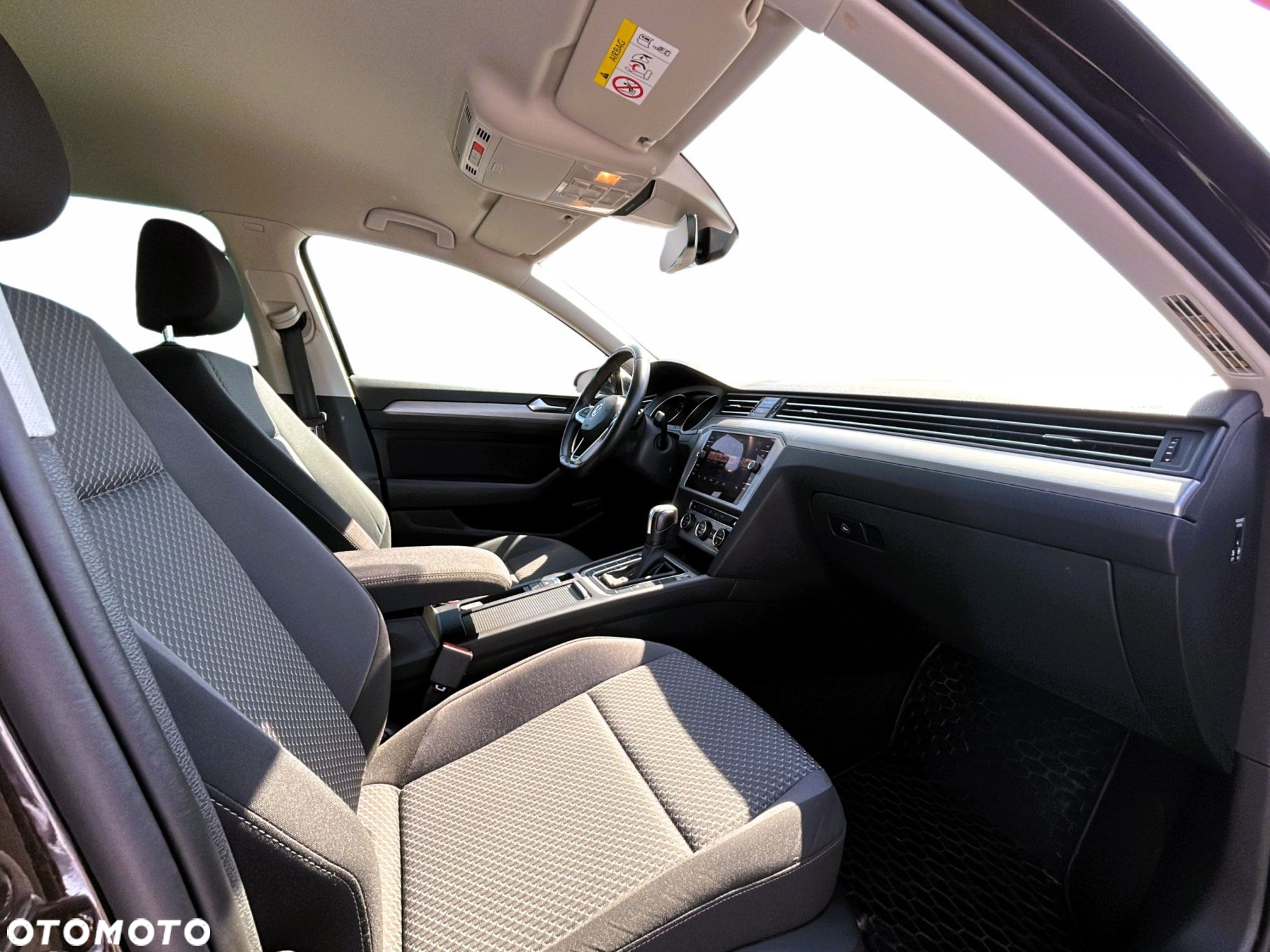 Volkswagen Passat 1.5 TSI EVO Essence DSG - 9