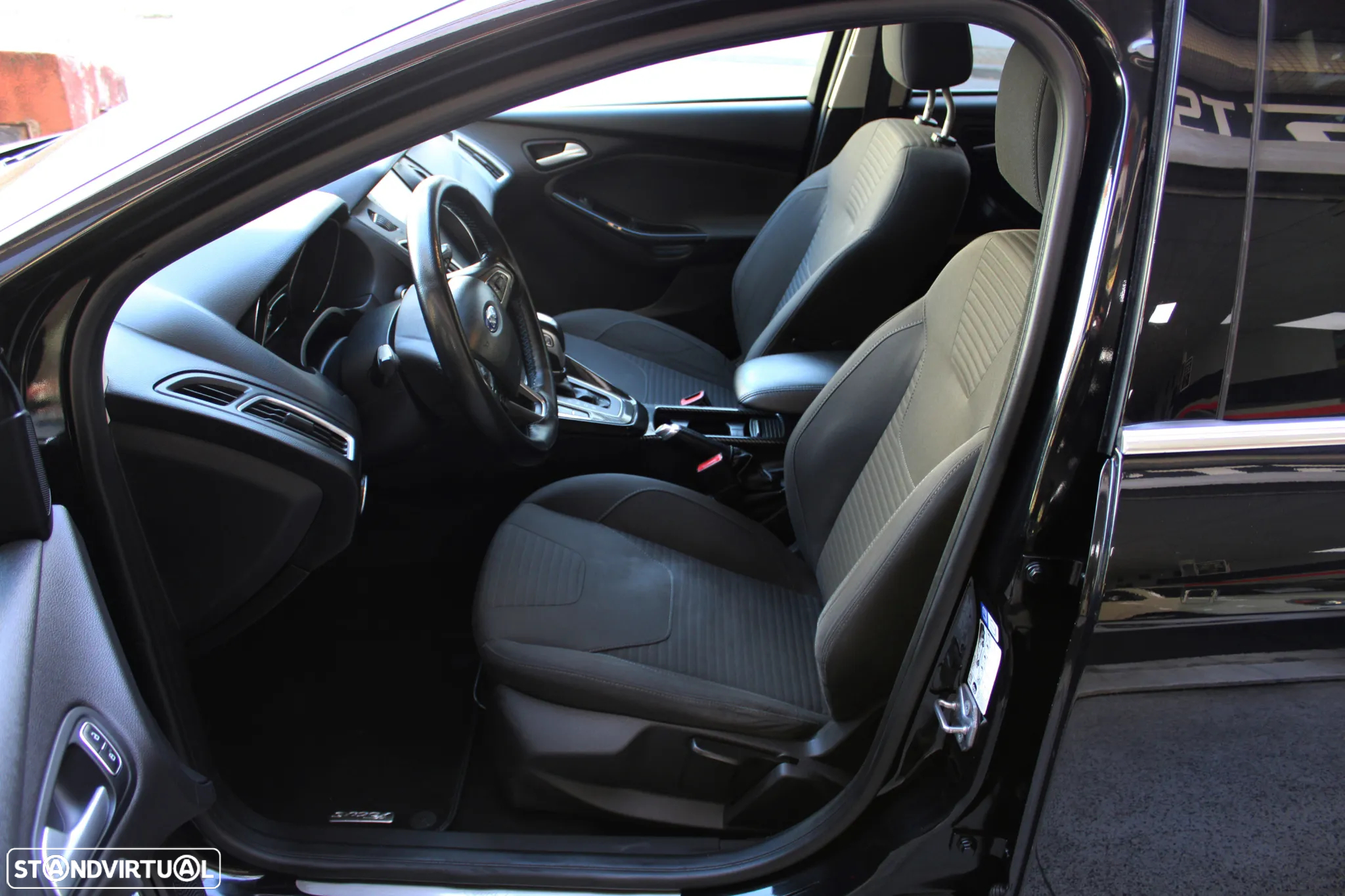 Ford Focus SW 1.5 TDCi EcoBlue ST.Aut. - 6