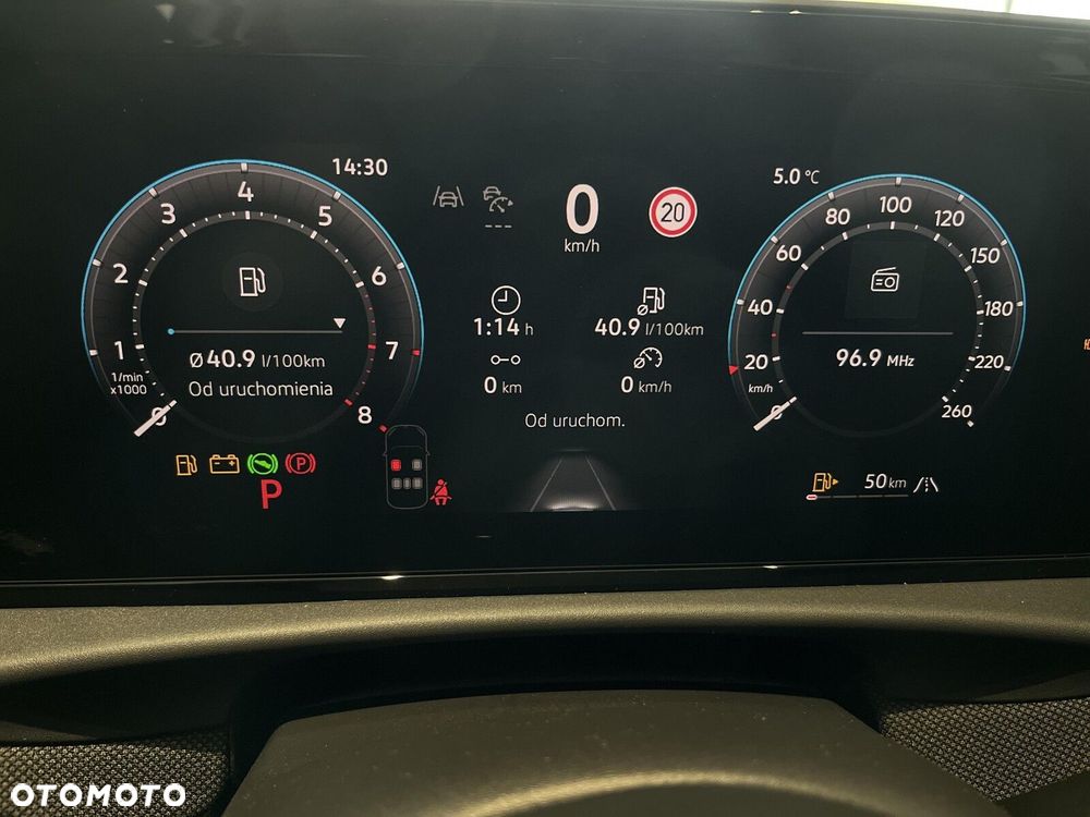 Volkswagen T-Roc - 11