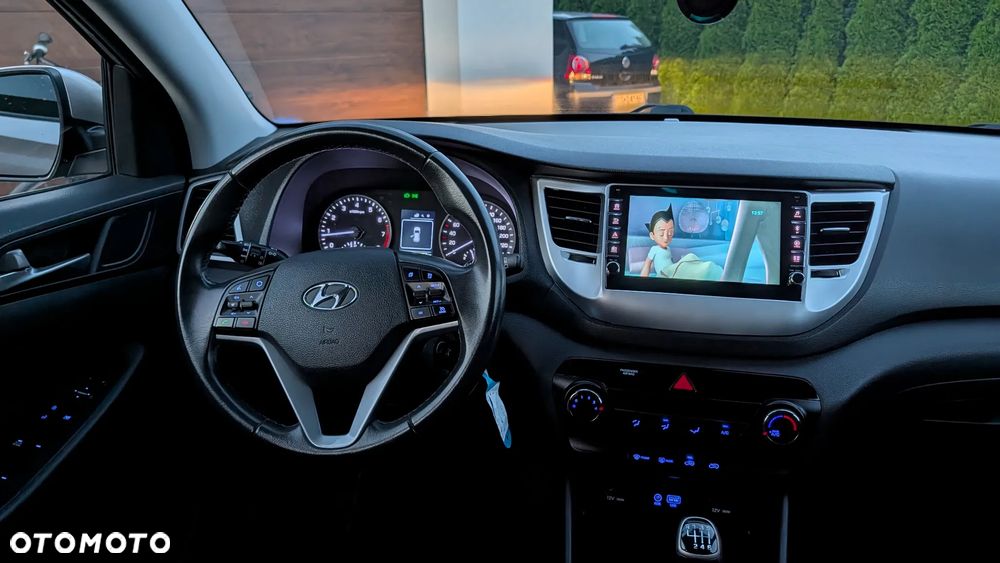 Hyundai Tucson 1.6 GDI BlueDrive Design 2WD - 40