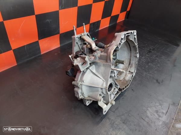 Caixa Velocidades  Fiat Fiorino Caixa/Combi (225_) - 3