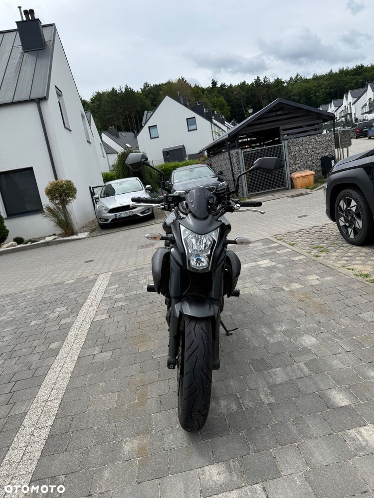 Kawasaki ER - 3