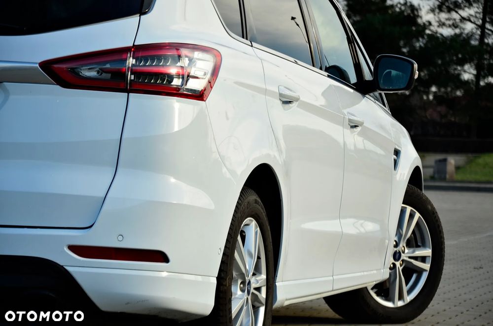 Ford S-Max 2.0 EcoBlue Titanium - 18