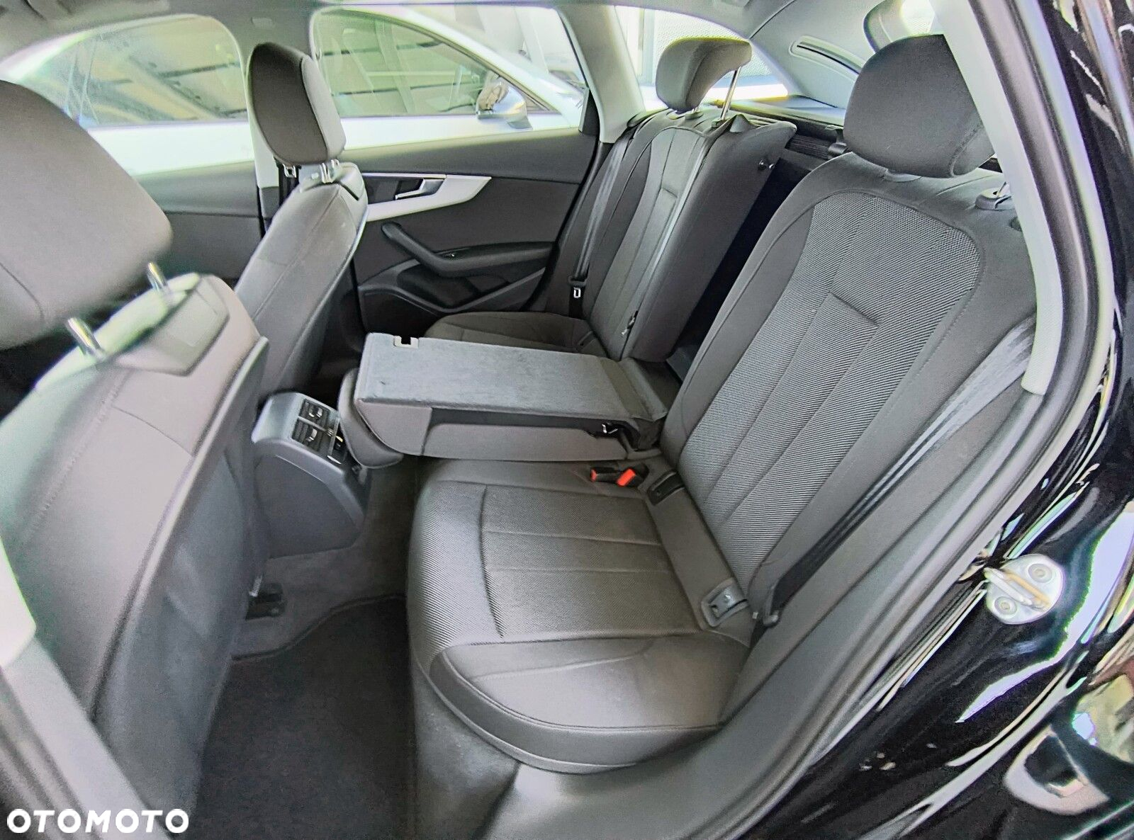 Audi A4 - 32