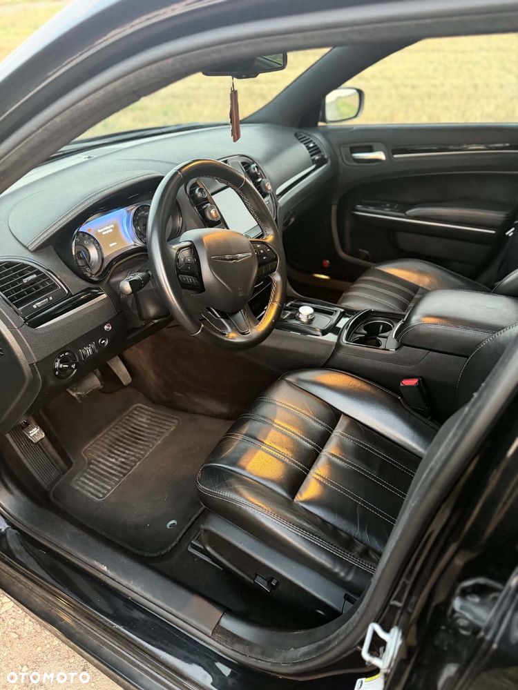 Chrysler 300s - 5
